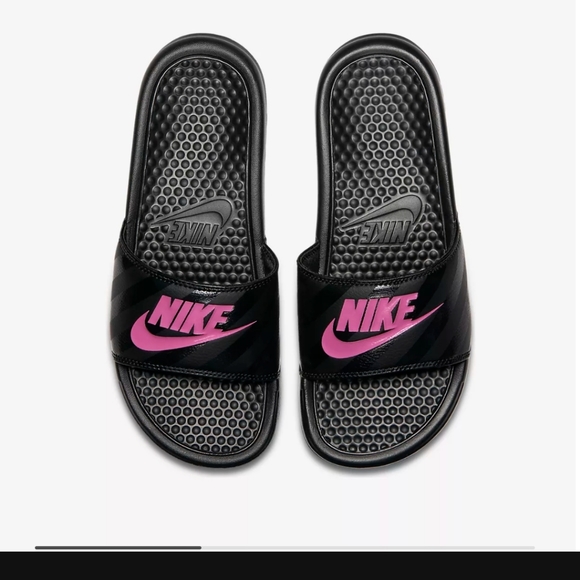 nike women slides